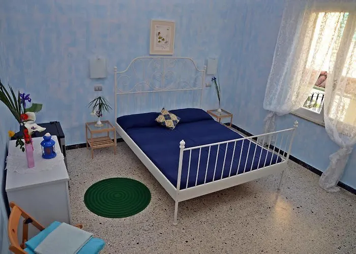 بيت ضيافة Levante Blu