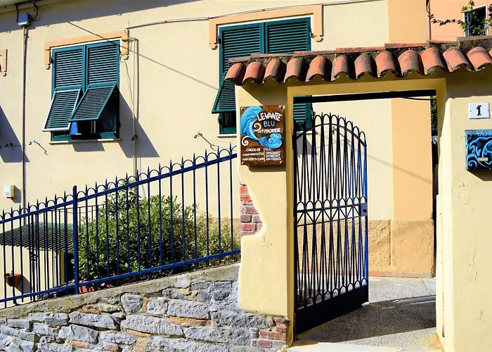 Levante Blu بيت ضيافة لا سبيتسْيا